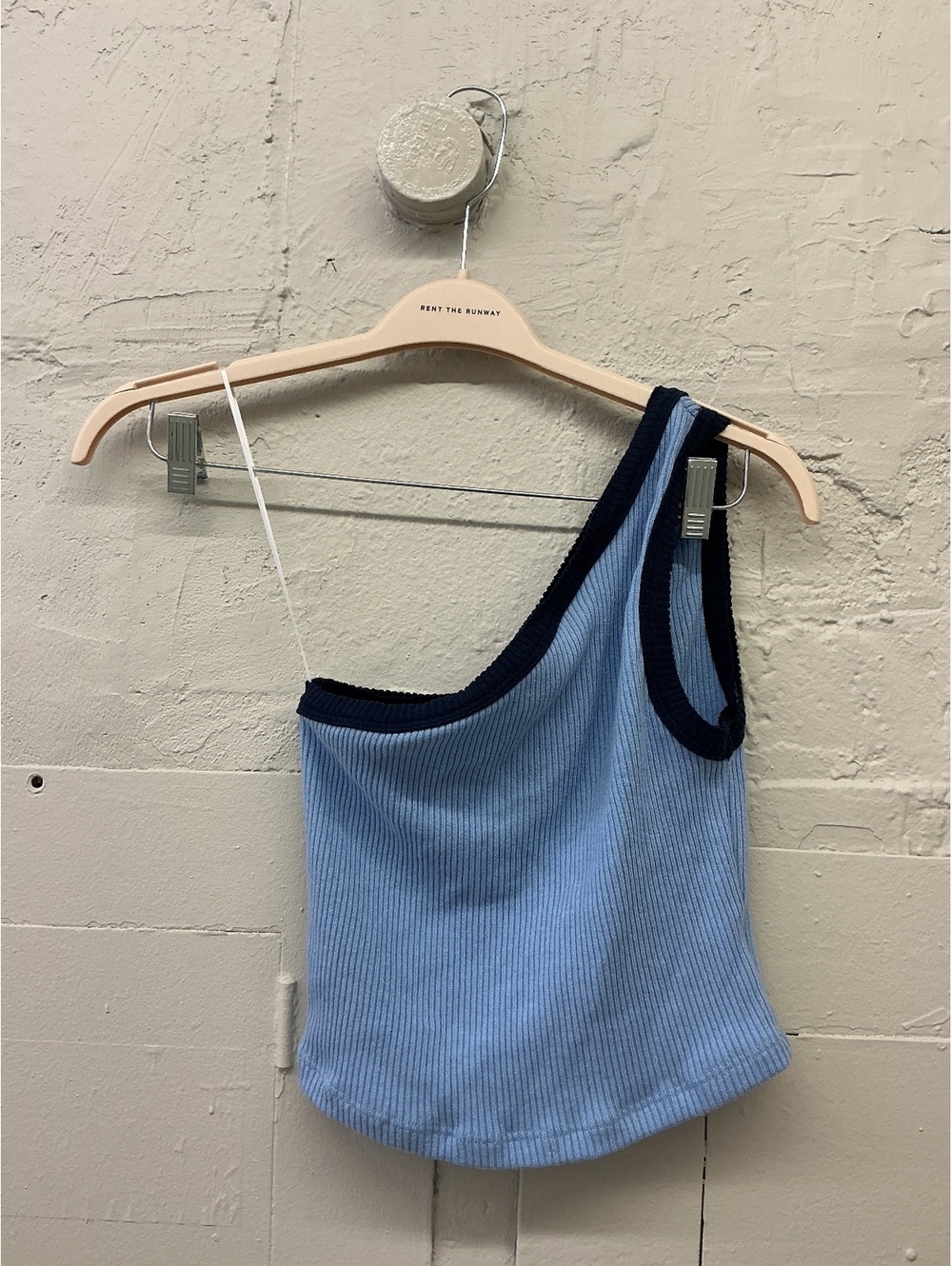 NWT Urban Outfitters One-Shoulder Ribbed Knit crop Top in Light Blue and Navy